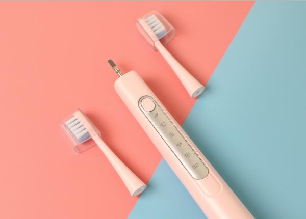 怎么安裝旋轉(zhuǎn)電動牙刷刷頭 怎么安裝旋轉(zhuǎn)電動牙刷刷頭